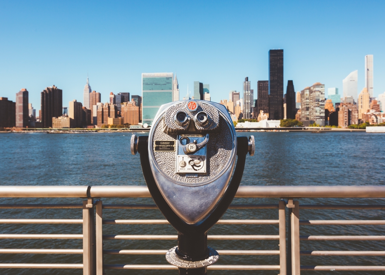 Binoculars on Rockefeller looking into New York City